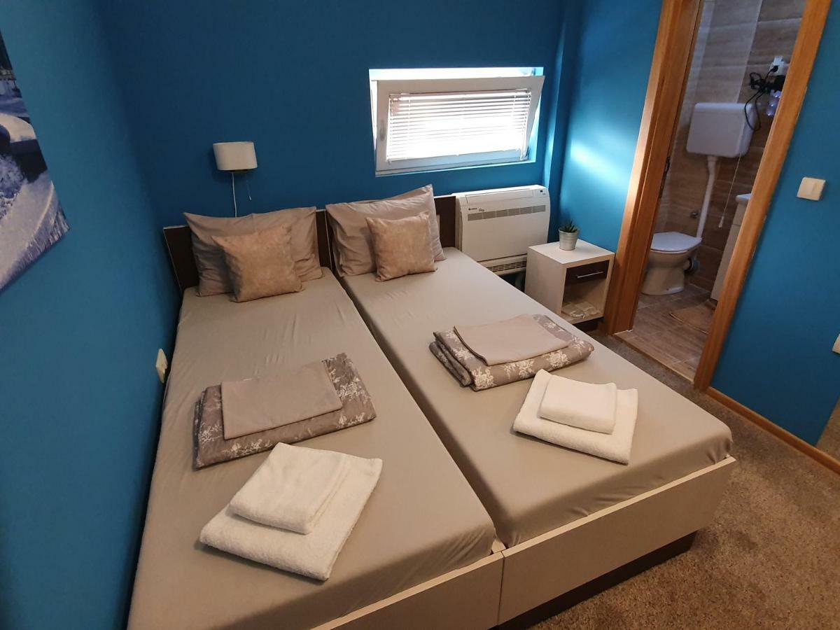 Oldbrick Pub Hotel Zombor Kültér fotó