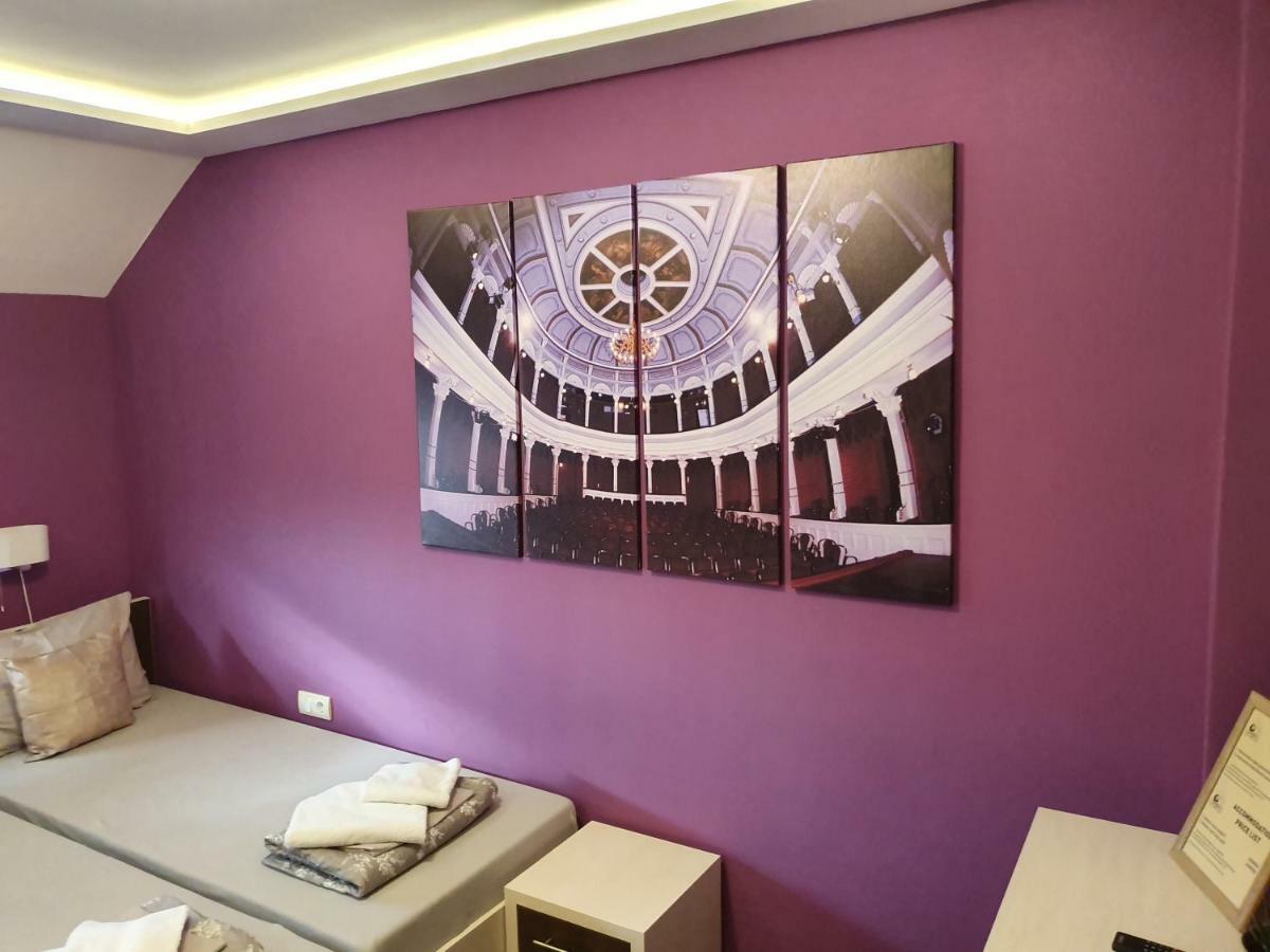 Oldbrick Pub Hotel Zombor Kültér fotó